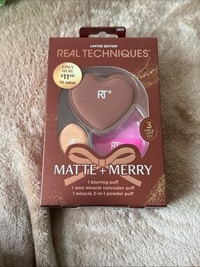 Real Techniques Matte + Merry Set